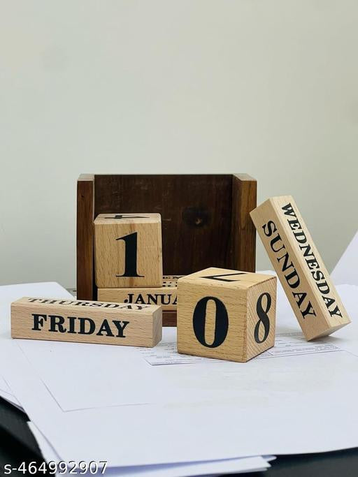 DESK WOODEN CALENDER